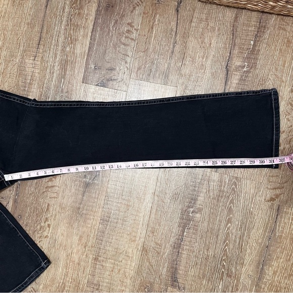 WRANGLER Rock 47 Black Boot Cut Jeans Contrast Stitching Silver Sequin Pockets 9 - Picture 9 of 9